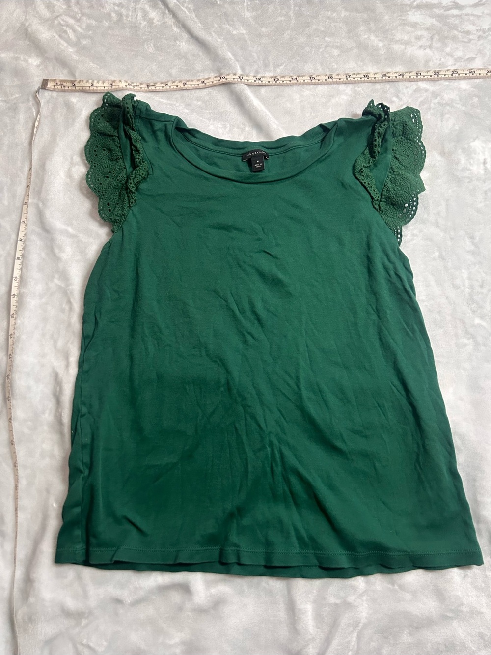 Ann Taylor Factory Green Eyelet Flutter Sleeve Tank